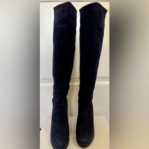 Stuart Weitzman size 8. Navy suede front and black back over the knee wedges